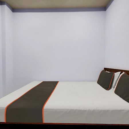 גווהטי Collection O Ashirbad Lodge מראה חיצוני תמונה