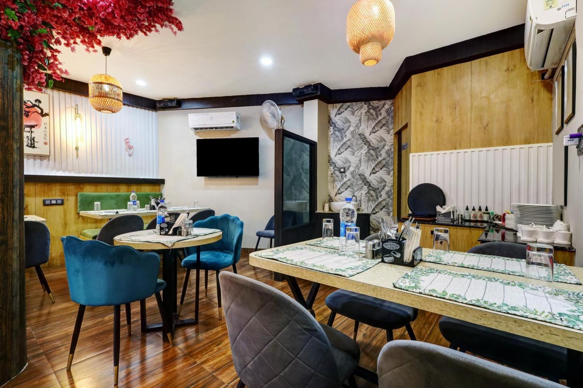 גווהטי Collection O Ashirbad Lodge מראה חיצוני תמונה